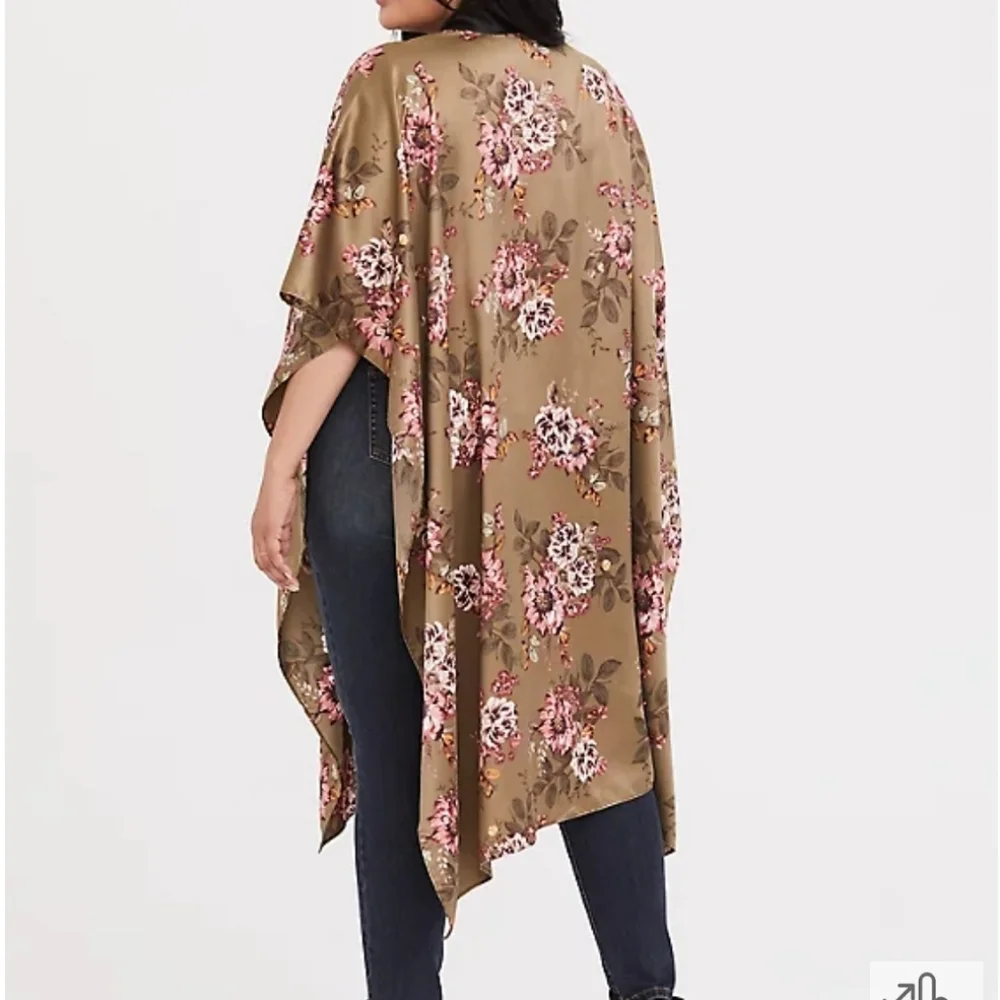 Torrid Ruana - Picture 3 of 4